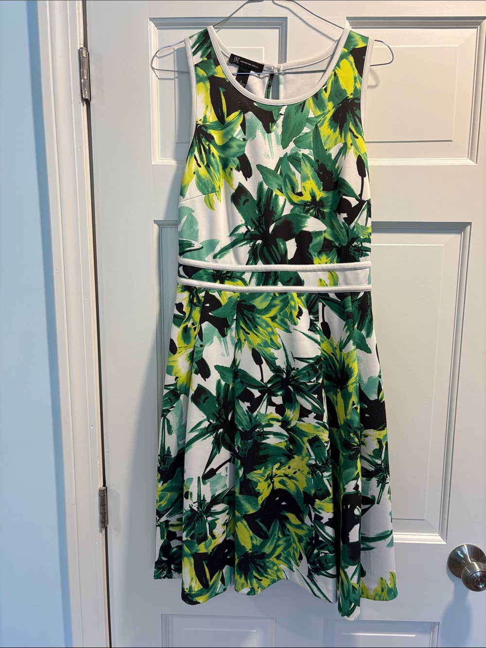 Woman’s Floral Fit-and-Flare Dress in Green and White